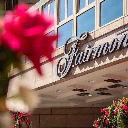 Fairmont Chicago Millennium Park