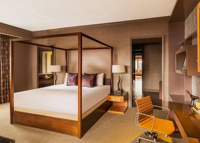 Hotel Fairmont Millennium Park 4*
