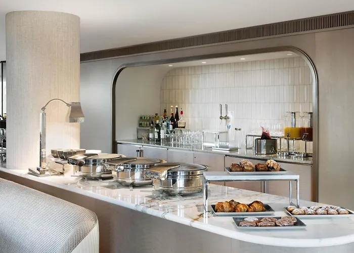 Fairmont Millennium Park Hotel 5*